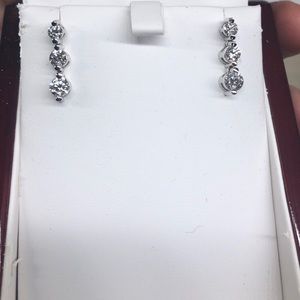 Gorgeous Sparkling Diamond Earrings